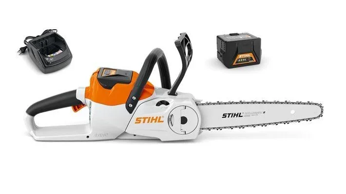 Cordless chainsaw MSA 140 C-B in a set with AK 30 battery and standard charger AL 101