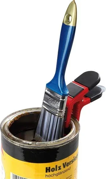Magnetic brush holder