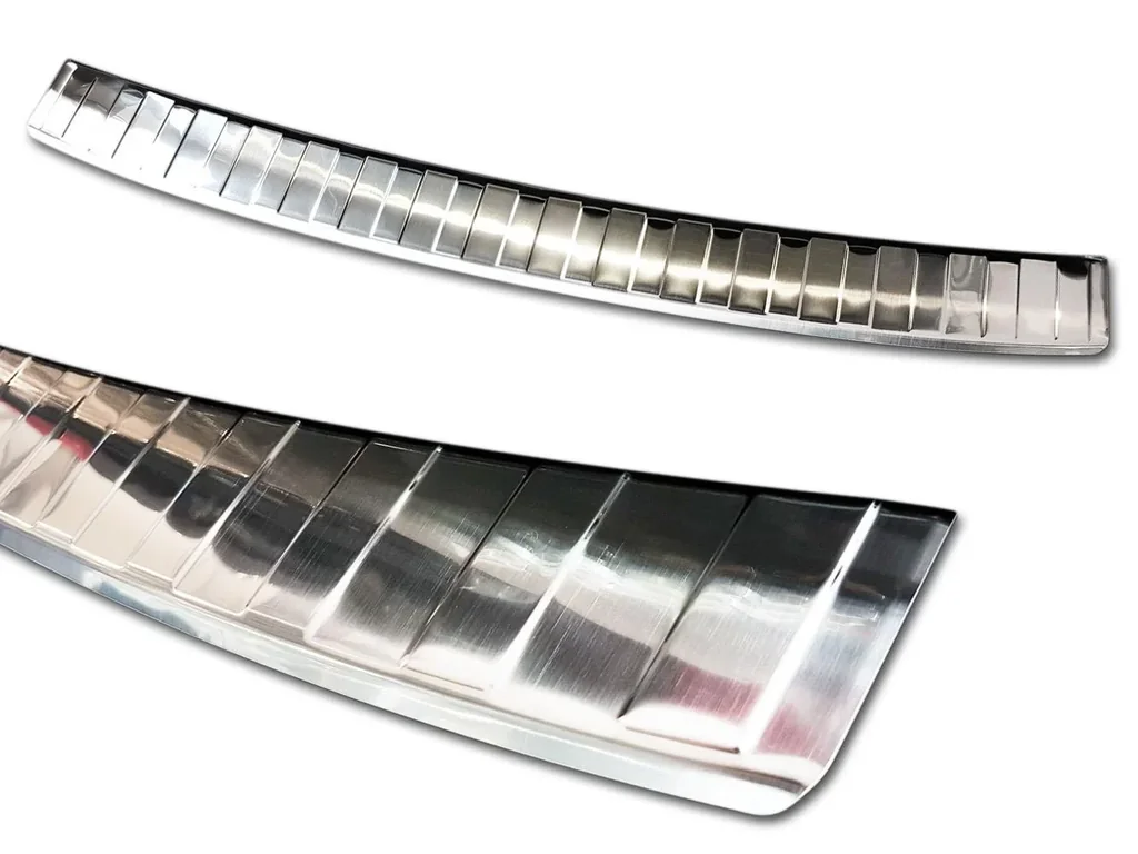 Stainless steel loading sill protector, Ford FIESTA MK8 5D, 2017> OEM quality with soft, deburred edges