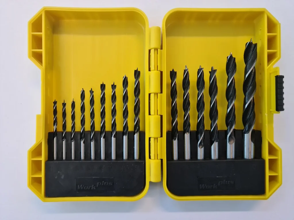 Wood drill bit set 15-piece (3 - 10 mm)