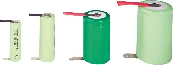 NiMH battery SUB-C with 1700mAh and Z-soldering lug in plastic casing