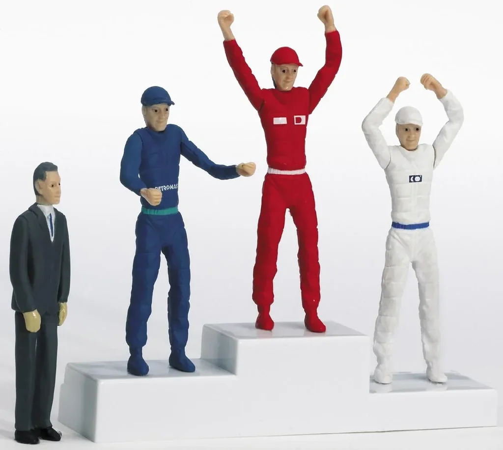 Winners podium with figures scale 1:32