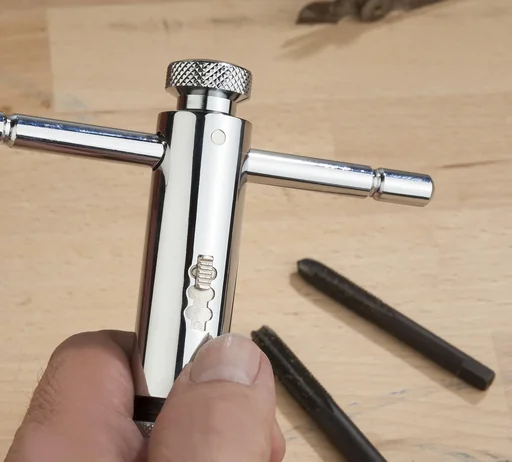 "Tap wrench with ratchet function 2-piece set image"