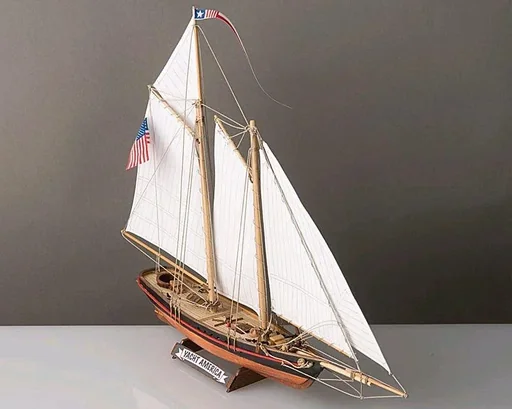 "America Yacht kit 1:155 image"