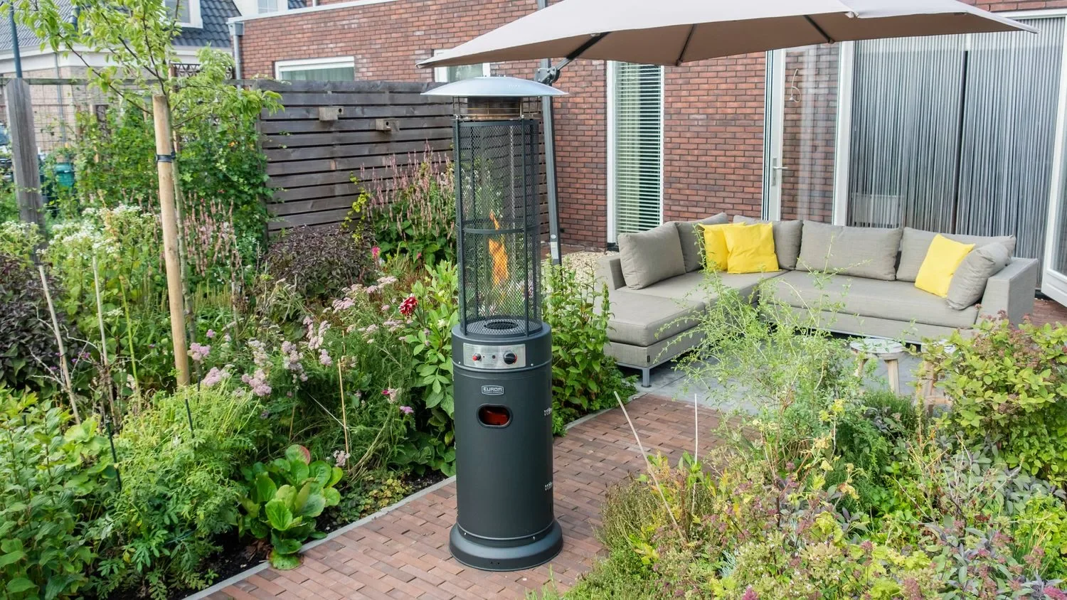 "Promiennik gazowy, ogrzewacz ogrodowy, parasol grzewczy gazowy - Modell Flameheater Round 11000, z kratką ochronną, metalową, czarną image"