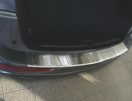 "Loading sill protection Audi Q5 stainless steel, built 2008-2012, 2012-2016 image"