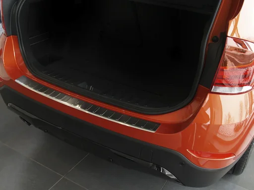 "Loading sill protection BMW X1 E85 / stainless steel, built 2009-2012 image"