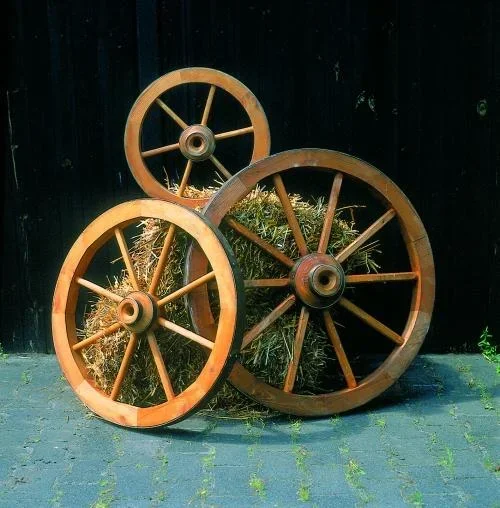 "Wagon wheel large - Ø 90 cm image"