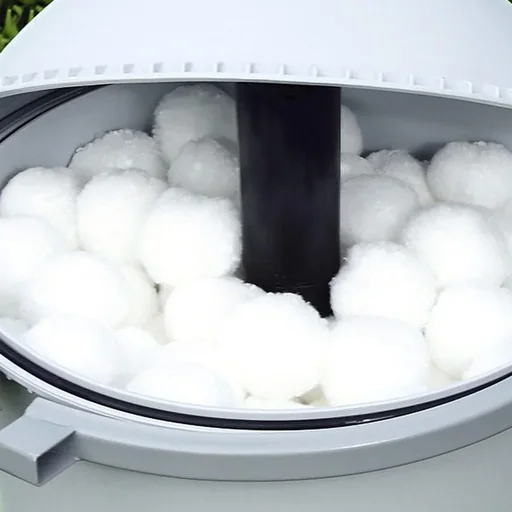 "Filter balls for sand filter pumps 700g image"