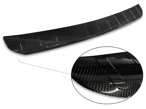"Falcon loading sill protector REAL CARBON, Mercedes GLB Crossover X247, 2019>, An elegant and sporty design image"