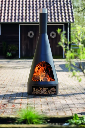 "Kingston XL outdoor garden fireplace image"