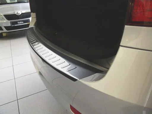 "Loading sill protection Skoda Octavia II Estate / stainless steel, built from 2004>, 2008-2013 image"