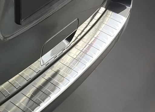 "Stainless steel loading sill protection for Citroen Space Tourer - built in 2016 > image"