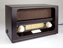 Nostalgic radio with real wood case and amber-colored buttons