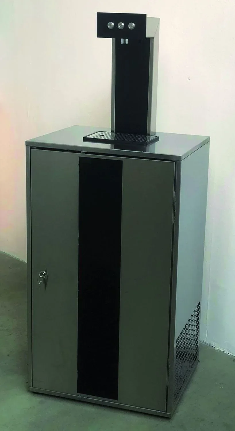 "Dystrybutor wody, automat do wody gazowanej, ekspres do wody gazowanej, saturator do gazowania wody, karbonizator do wody - SPOT 80, samodzielne urządzenie, spider UV LED, czarny image"