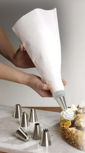"Professional piping bag made of cotton image"